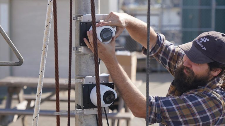 Electronic Equipment Technician and Dockside Validator