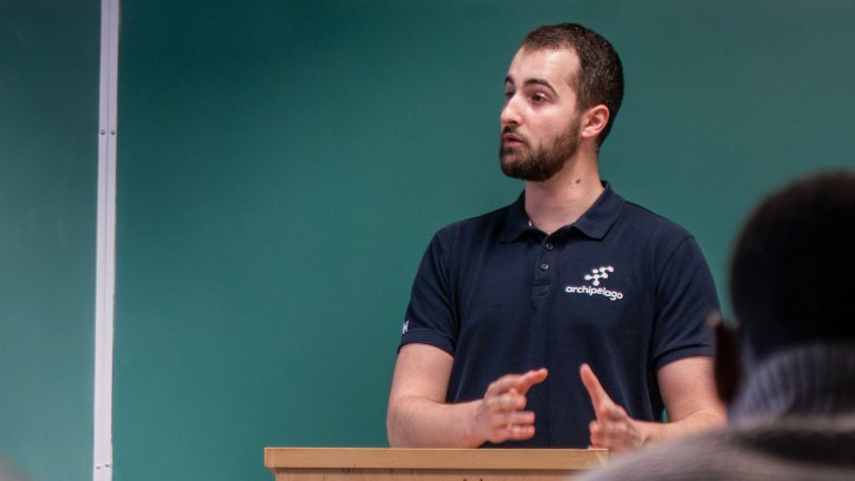 From UVic Alum to Archipelago Developer: FishVue AI in the Classroom